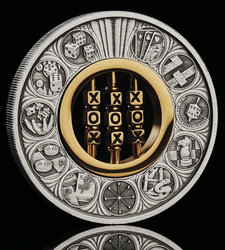 Tuvalu: Tic-Tac-Toe 2 oz Plata 2022 Antiqued Insert Macro Mood