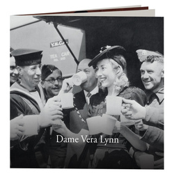 Celebrating the Life and Legacy of Dame Vera Lynn £2 Oro 2022 Proof