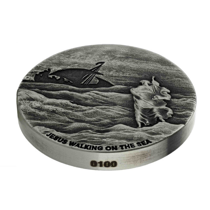 Niue: Biblical - Jesus Walking on the Sea 2 oz Silber 2020 Proof Antiqued Coin