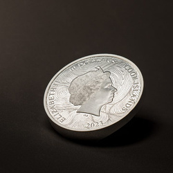 Isole Cook: Real Heroes - Coast Guard colorata 3 once d'argento 2023 Black Proof Ultra High Relief