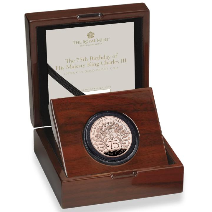 75º Aniversario de Su Majestad el Rey Carlos III £5 Oro 2023 Proof