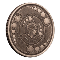 Ghana: Alien 1 oz Silver 2022 Antiqued Coin