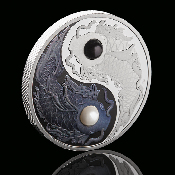 Tuvalu: Yin Yang Koi coloured 5 oz Silver 2024 Proof Coin