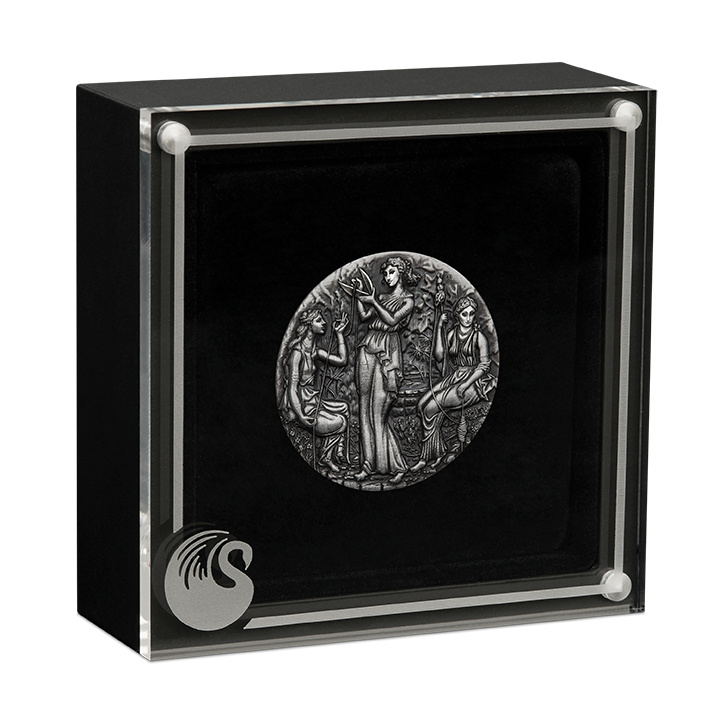 Tuvalu: Stříbrná mince s vysokým reliéfem - Moirai 2 oz 2025 Antiqued Coin