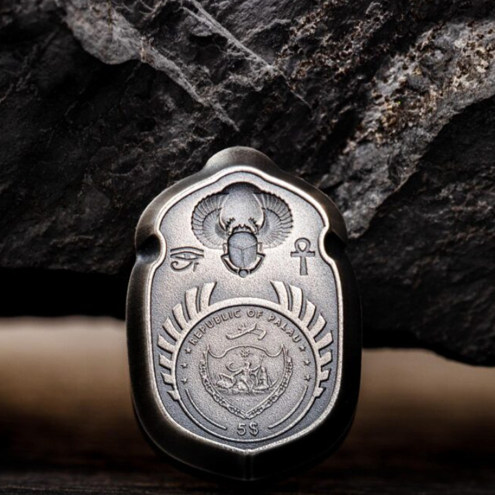 Palau: Scarab - Cheops 1 uncja Srebra 2023 Ultra High Relief Antiqued Coin