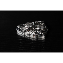 Lowpoly Lunar: Año del Dragón 2 oz Plata Proof Alto Relieve