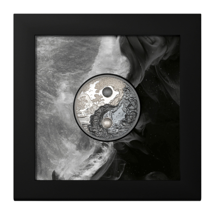 Mongolia: Woodland Spirits - Bear kolorowany 1 uncja Srebra 2024 Proof