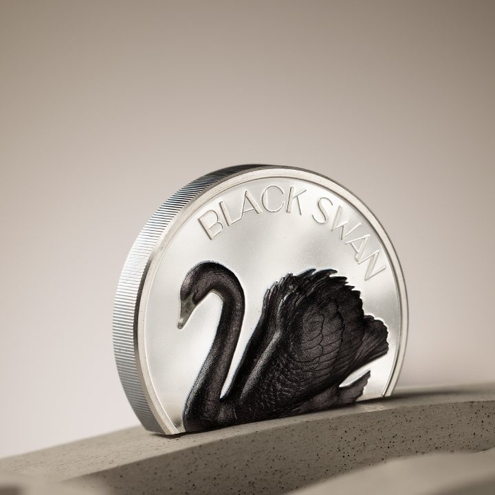 Islas Cook: Cisne Negro 2 oz Plata 2023 Negro Proof Ultra Alto Relieve