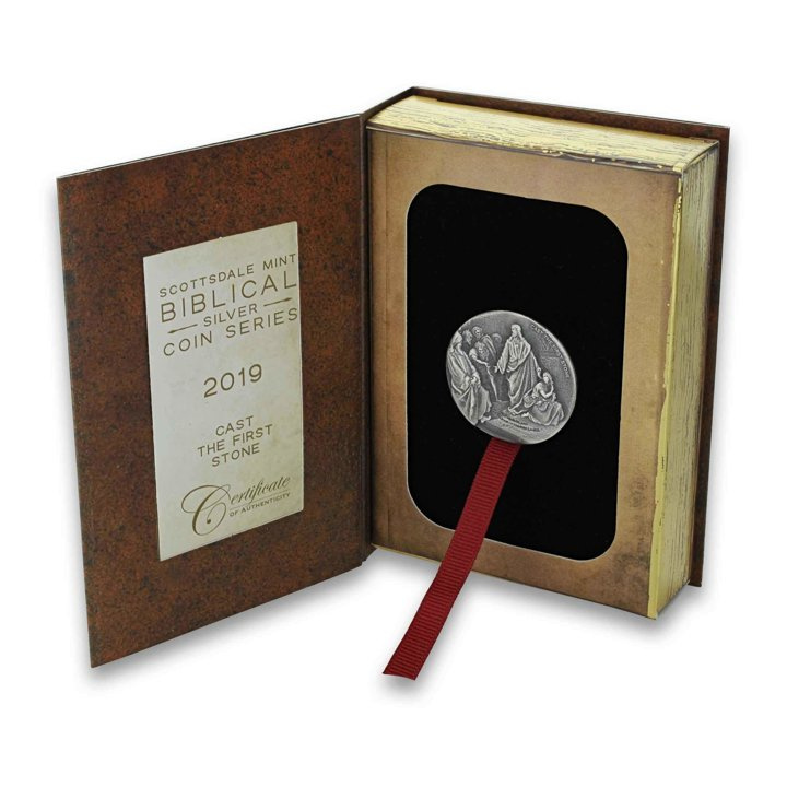 Niue: Biblické - Hoď první kamenem 2 unce stříbra 2019 Proof Antiqued Coin