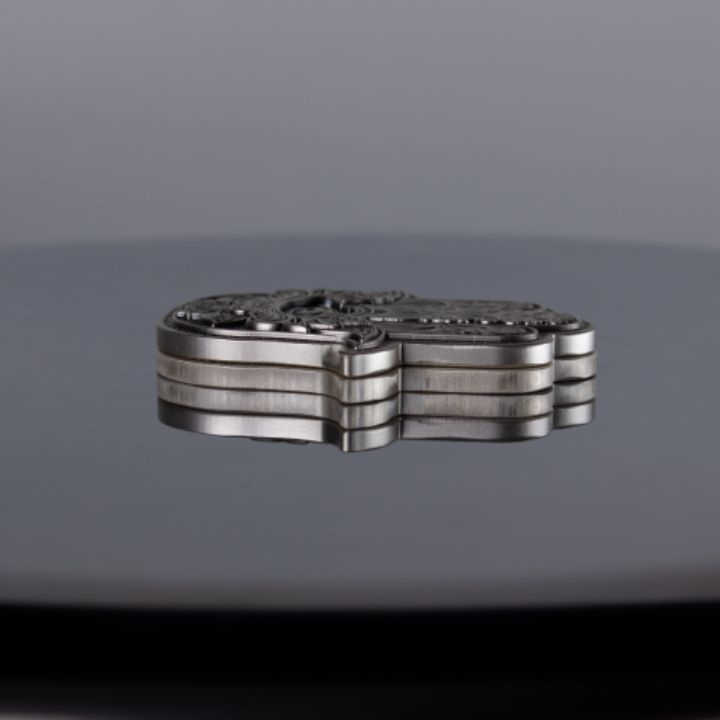 Hamsa 2 unce stříbra 2022 Stackable High Relief Antiqued