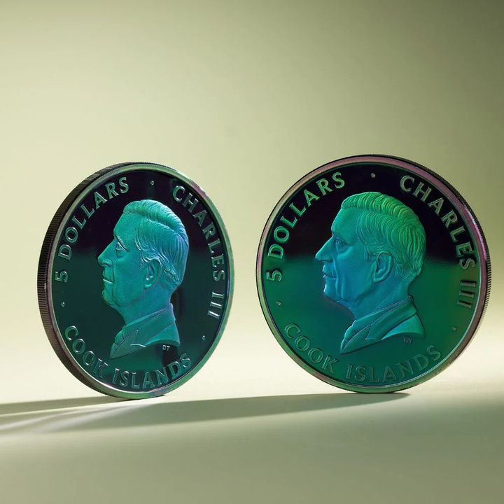 Islas Cook: Spectrum – Peacock coloreado 1 oz Plata 2025 Prisma Proof