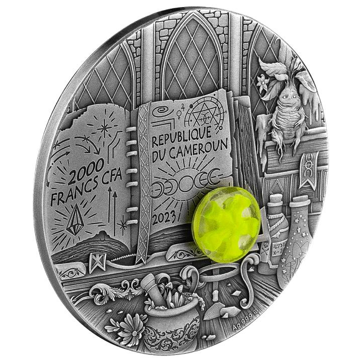 Camerún: Mago 2 oz Plata 2023 Alto Relieve Antiqued Coin