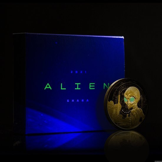 Ghana: Alien coloreado 1 oz Oro 2021