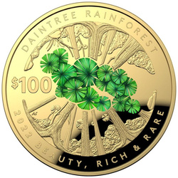 Krása, bohatství a vzácnost: Daintree Rainforest barevná 1 unce zlata 2022 Proof Domed Coin