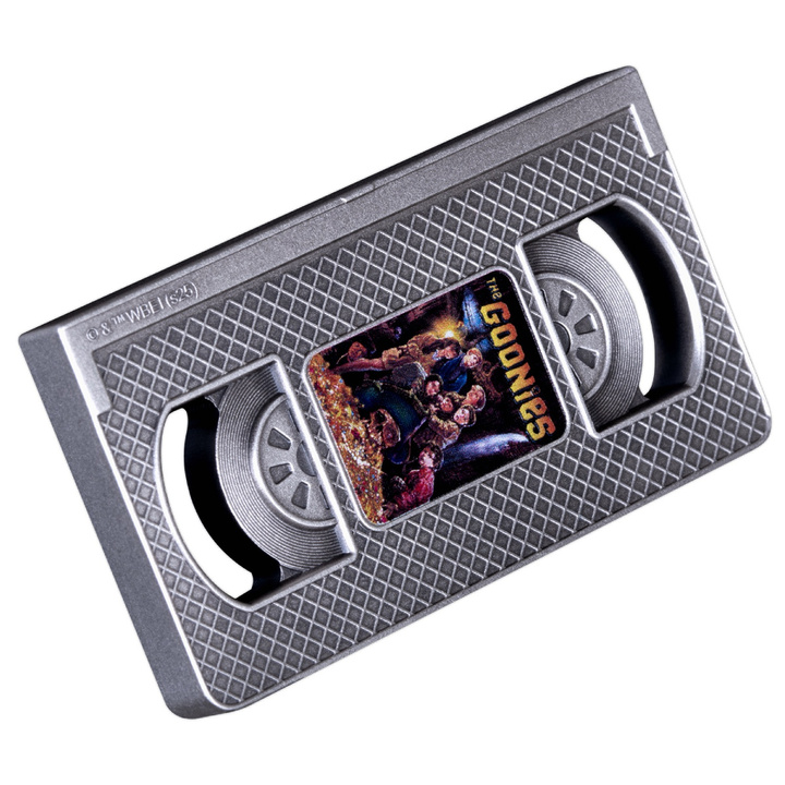 Samoa: The Goonies VHS-Kassette coloriert 2 oz Silber 2025 Antik-Finish Geprägte Münze