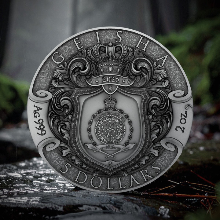 Niue: Geisha koloriert/vergoldet 2 oz Silber 2025 Antik-Finish