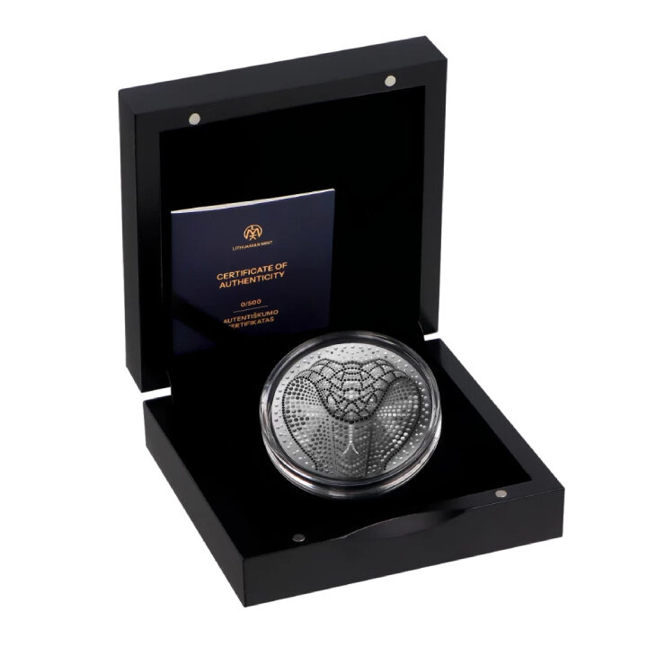 Niue: Year of a Snake 2 oz Silver 2025 Prooflike