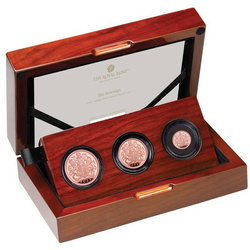 Great Britain: Gold Sovereign Elizabeth II Three-Coin Set 2022 Proof
