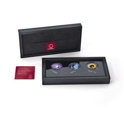 Horizontal case for 3 coins The Uncharted Universe