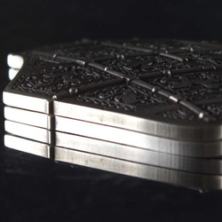 Trellised Targe Shield 2 onces d'argent 2023 Empilable Haut relief vieilli