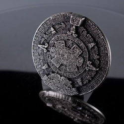 Aztec Sun Stone Stacker 2 uncje Srebra 2022