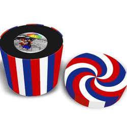 Niue: Pohádky – Kouzelná chůva, barevná, 1 dolar, stříbro, 2022, vysoký reliéf, antikizovaná mince