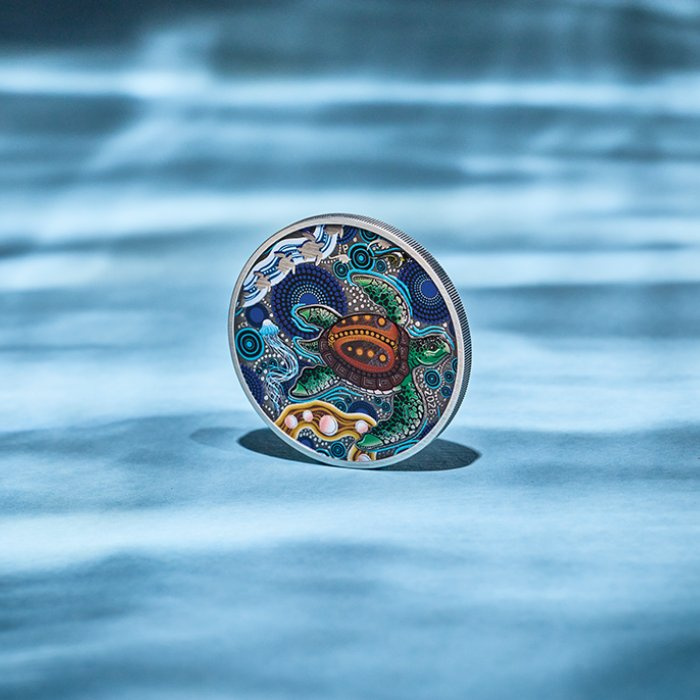 Monedă din argint The Perth Mint: Turtle Yaunati colorată 2 uncii de argint 2026 Antiqued