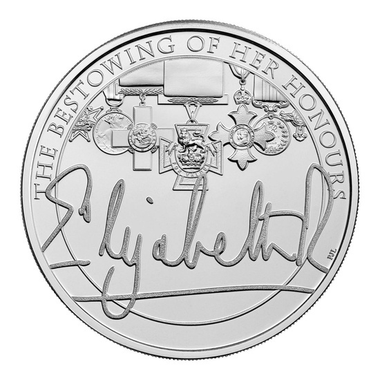 The Queen's Reign Honours and Investitures Cupronichel 5 lire sterline 2022