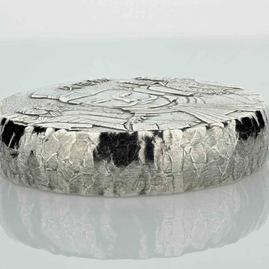 Fiji: Terracotta Warriors 5 oz Silver 2018 Antique Coin