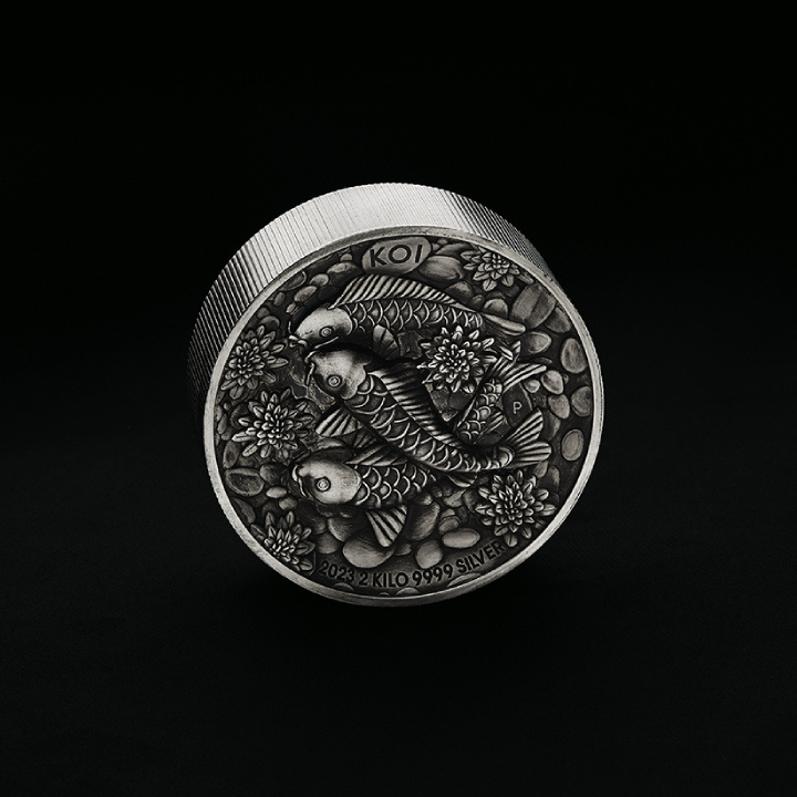 Koi Fish 2000 gramów Srebra 2023 High Relief Antiqued Coin