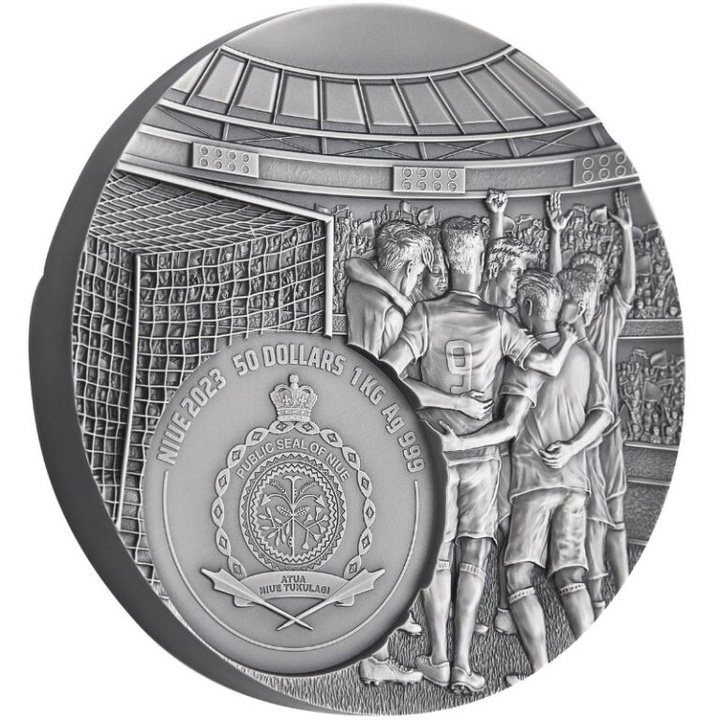 Niue Sieger – Robert Lewandowski Der Weg zu den Träumen 1000 g Silber 2022 High Relief