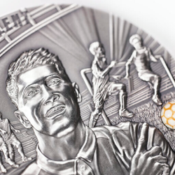 Niue Talent – Robert Lewandowski Road to Dreams 32.15 oz Silver 2022 High Relief