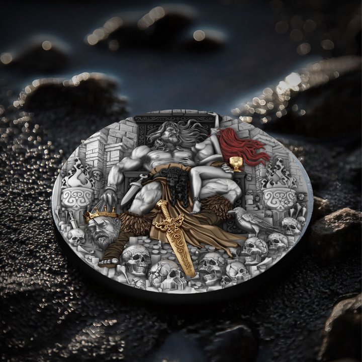 Cameroon: Barbarian King aranyozott 2 uncia Ezüst 2025 Antiqued Coin