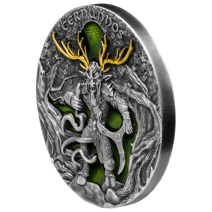 Niue: Cernunnos $5 Plata dorada 2022 Moneda en alto relieve envejecida