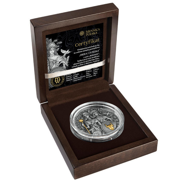 Niue: Hera and Juno $5 Silver 2022 Gilded High Relief Antiqued Coin