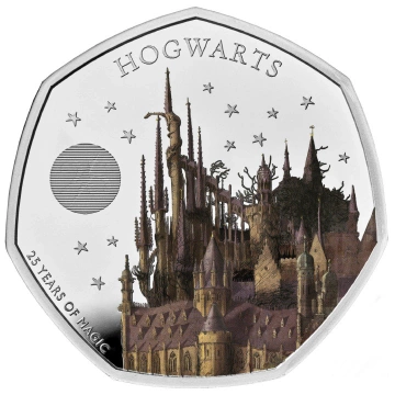 Harry Potter: Roxfort Boszorkány- és Varázslóképző Szakiskola színes 50 penny ezüst 2023 Proof